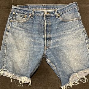 Mens Levi’s cut off 501’s button fly W36